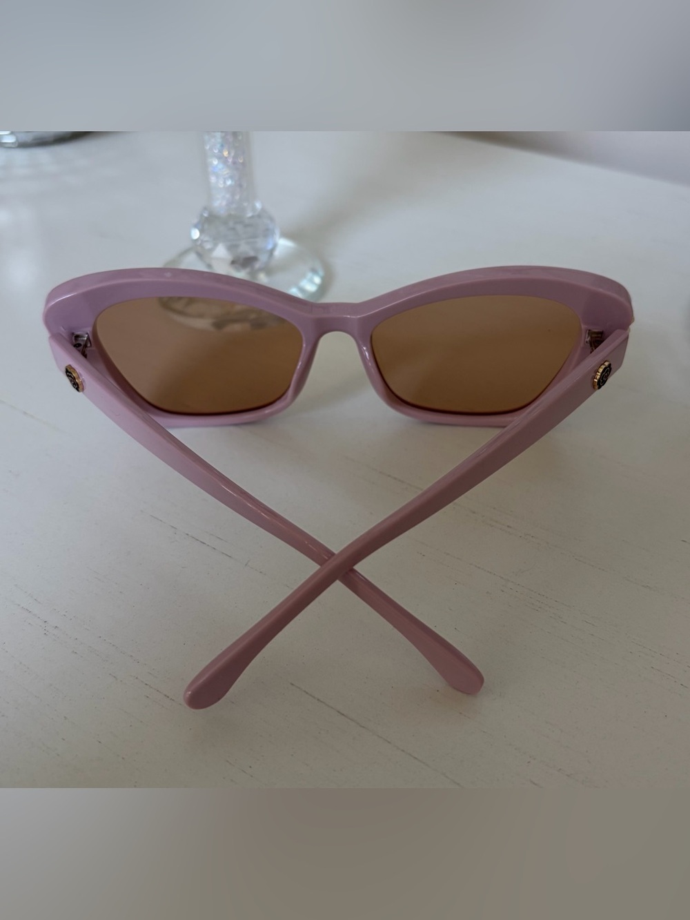 Chic Pearl-Accent Pink Women's Sunglasses - Picture 3 of 4